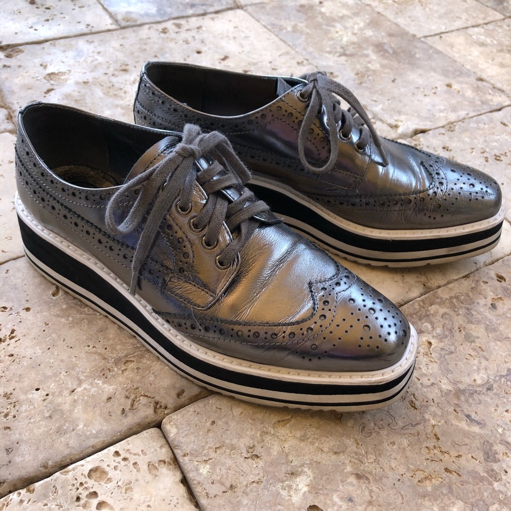 Midas gunmetal patent platform shoes 7.5